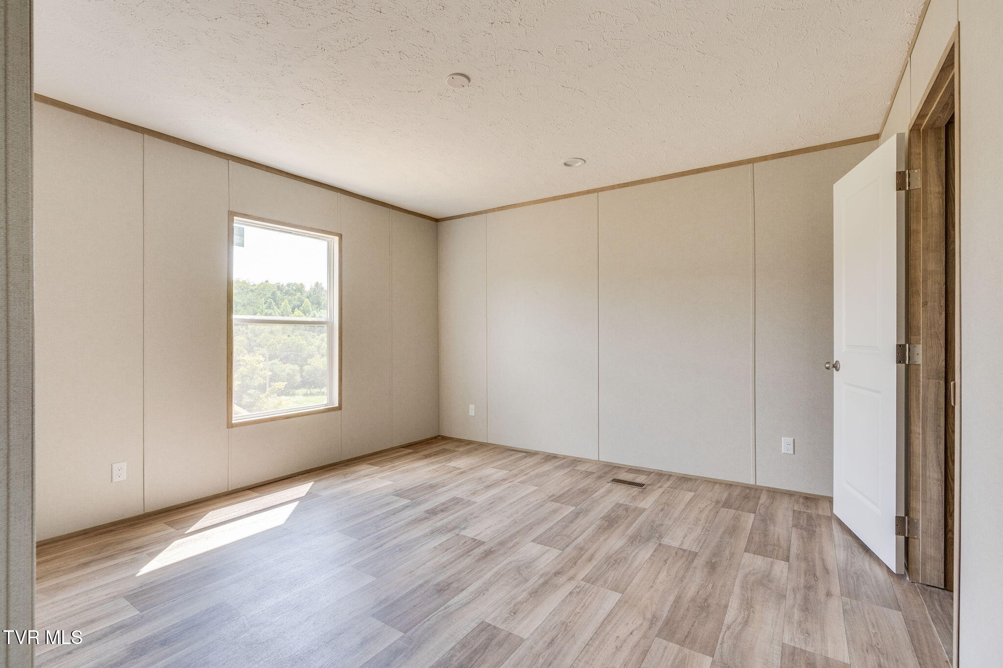 2145 Oakwood Road Midway, TN 37809 - Photo 24 of 27 012