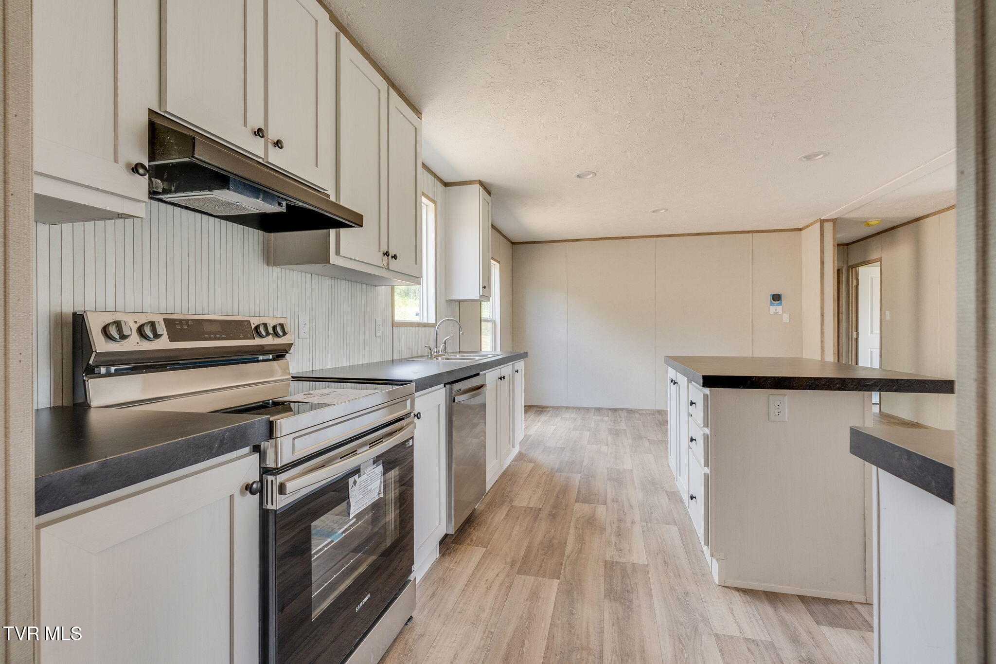 2145 Oakwood Road Midway, TN 37809 - Photo 10 of 27 010