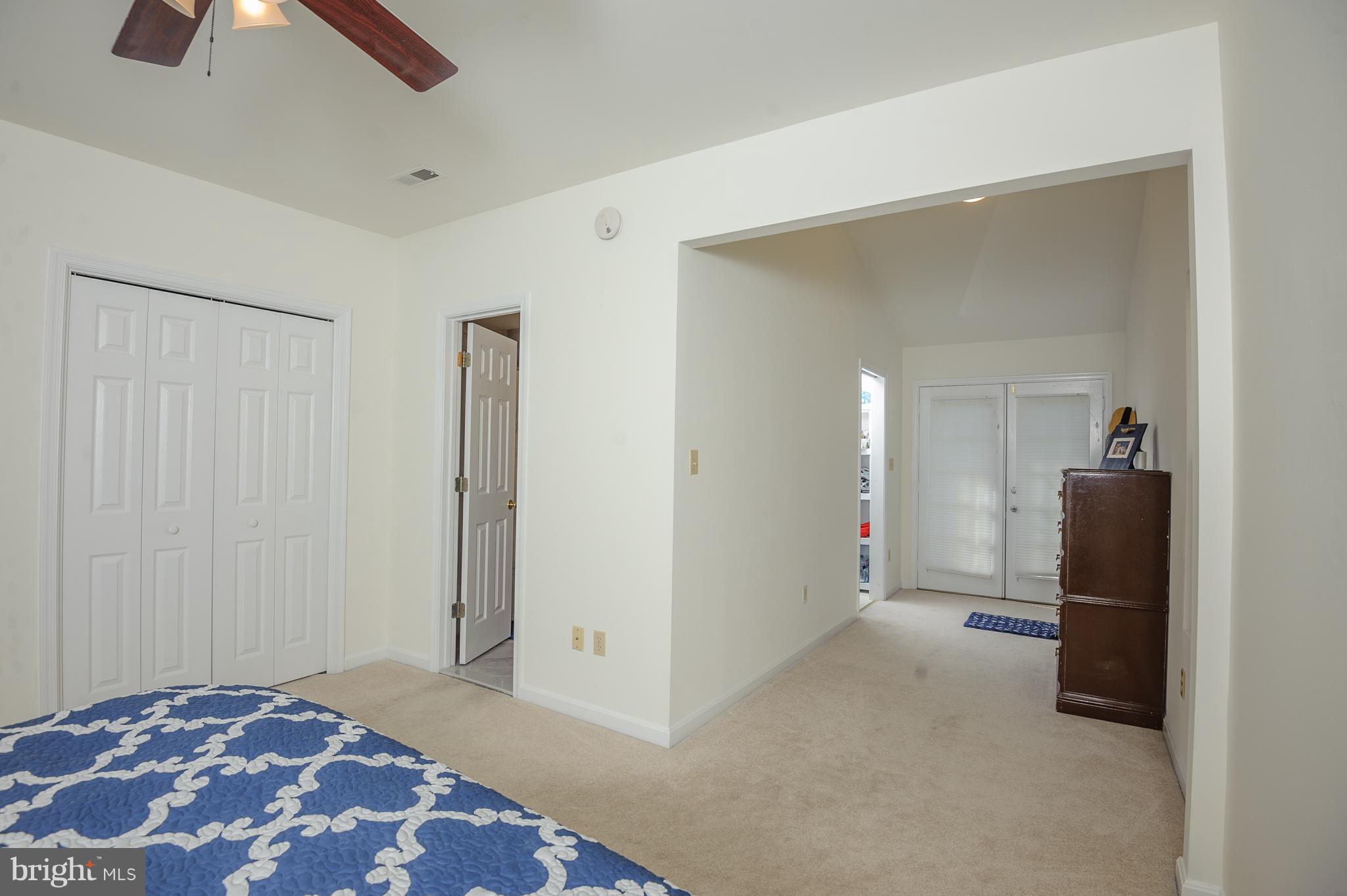 516 Second Street Annapolis, MD 21403 - Photo 8 of 20 Add'l space in MBR, Laundry thru left rear door.