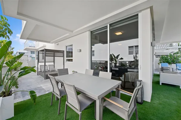 $10,000 | 151 Isle Of Venice Drive, Unit 2A, Fort Lauderdale, FL 33301