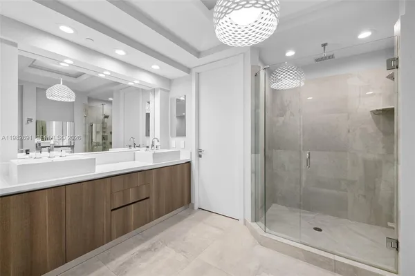 $10,000 | 151 Isle Of Venice Drive, Unit 2A, Fort Lauderdale, FL 33301