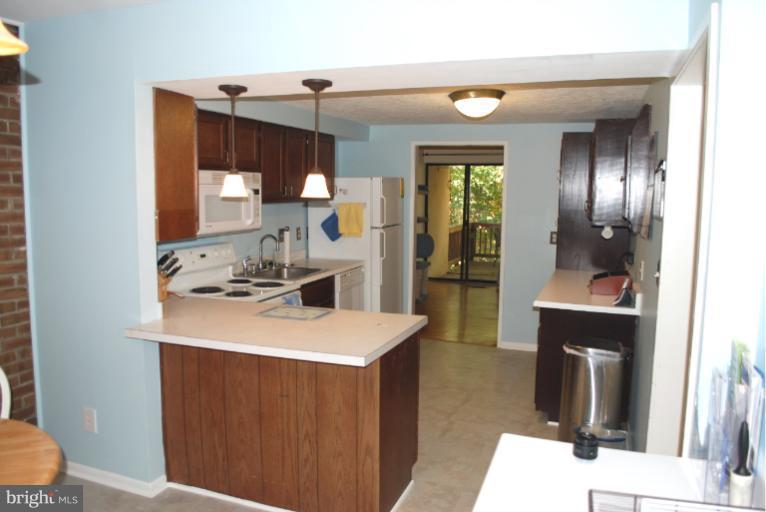 9602 Basket Ring Road Columbia, MD 21045 - Photo 12 of 17 Kitchen
