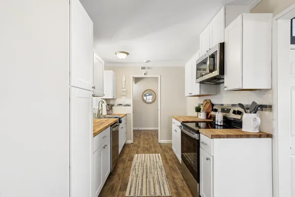 $629,000 | 2117 Venus Drive, Sacramento, CA 95864