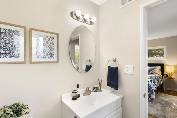 $629,000 | 2117 Venus Drive, Sacramento, CA 95864