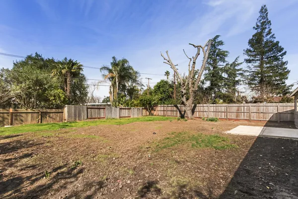 $629,000 | 2117 Venus Drive, Sacramento, CA 95864