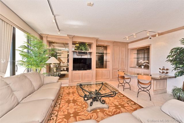 $640,000 | Williams Island, Aventura, FL 33160