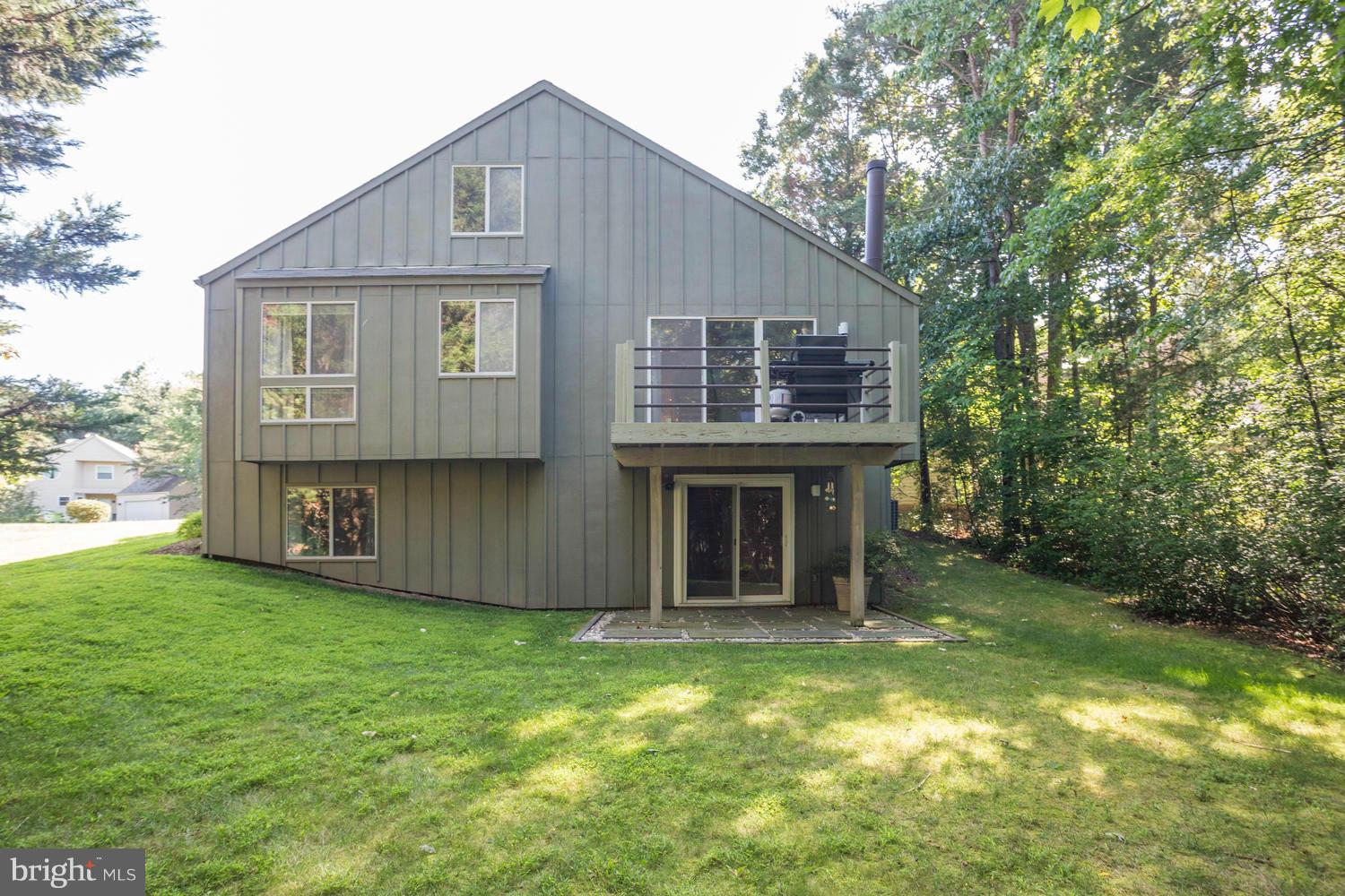 1679 Cedar Hollow Way Reston, VA 20194 - Photo 29 of 30 Exterior (Rear)