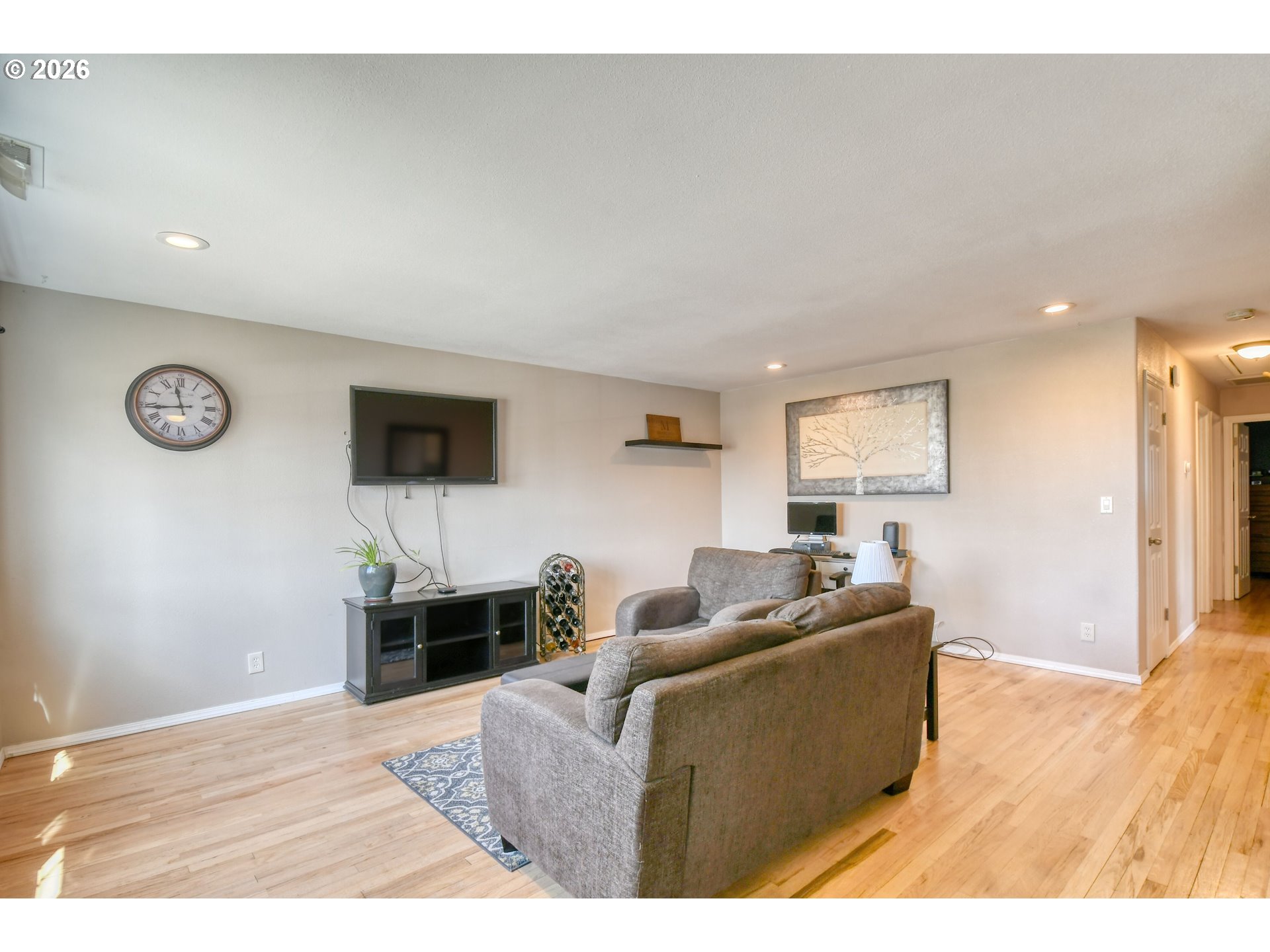 808 Southeast 6th Street Pendleton, OR 97801 - Photo 5 of 35