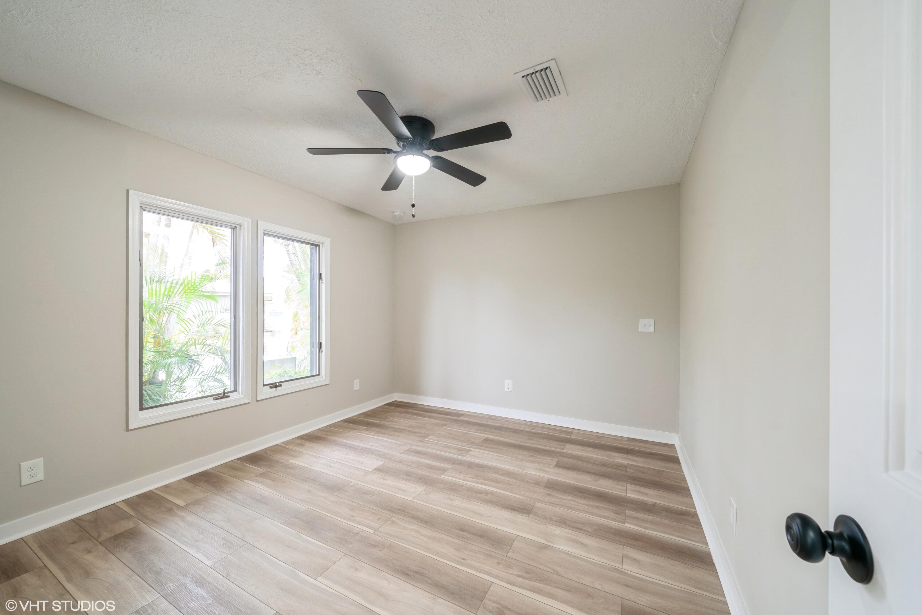 735 Timber Ridge Trail Southwest, Unit A Vero Beach, FL 32962 - Photo 8 of 15 08_735SWTimberRidgeTrail_Unit1A_2008_HiR