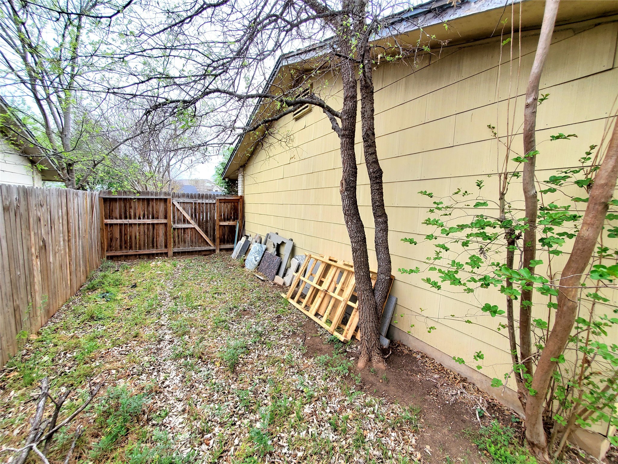 6622 Spring Haven Street San Antonio, TX 78249 - Photo 23 of 25 a view of a backyard