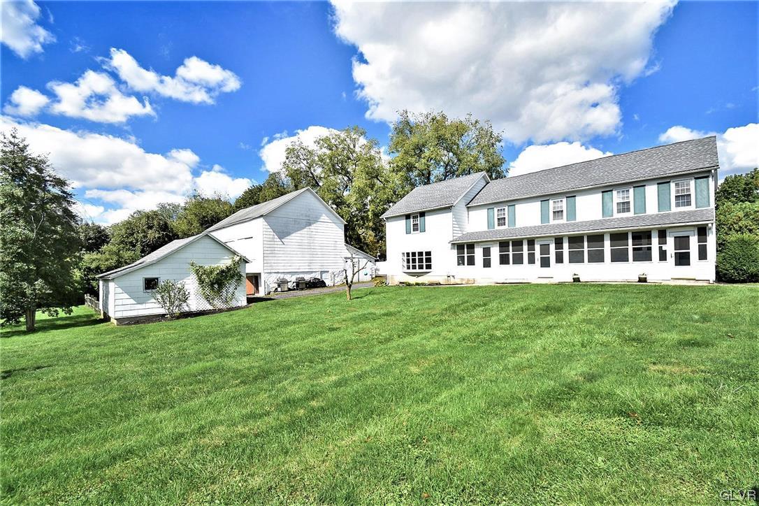 3145 Altonah Road Bethlehem, PA 18017 - Photo 3 of 48 Gallery Image 3