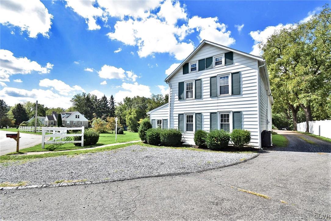 3145 Altonah Road Bethlehem, PA 18017 - Photo 5 of 48 Gallery Image 5