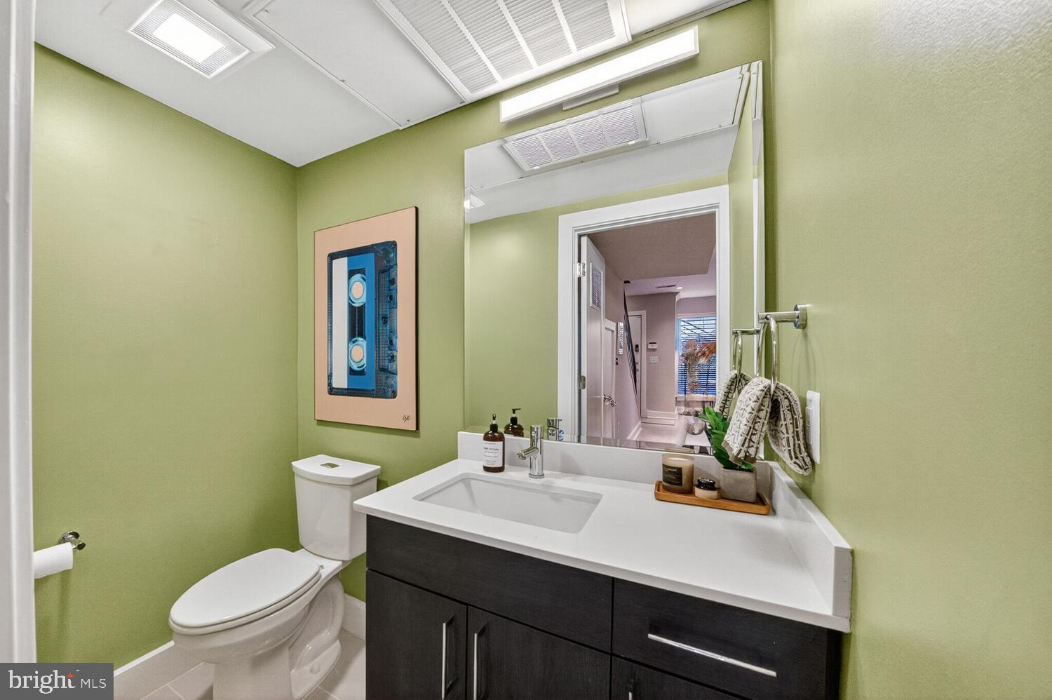 2724 12th Street Northeast, Unit 9 Washington, DC 20018 - Photo 7 of 17 Large Half Bathroom