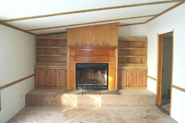 2572 East Robby Drive, Unit ROBBY Warsaw, IN 46580 - Photo 5 of 9 Gallery Image 5