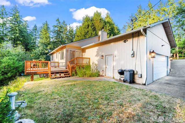 $499,950 | 90 East Treasure Island Drive, Allyn, WA 98524