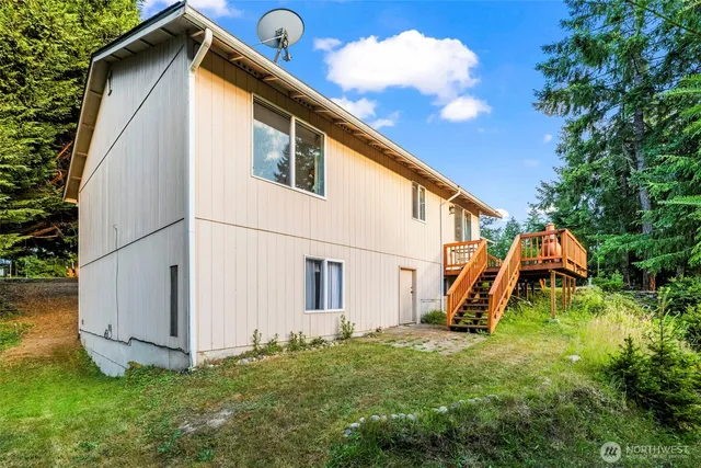 $499,950 | 90 East Treasure Island Drive, Allyn, WA 98524