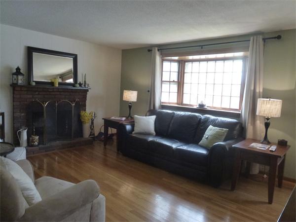 20 Carlida Road Groveland, MA 01834 - Photo 3 of 22 Gallery Image 3