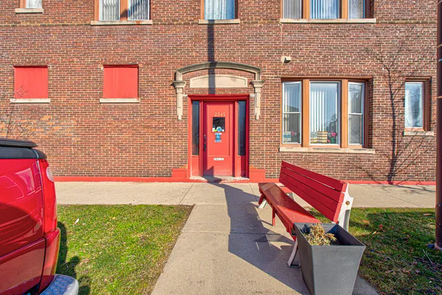 $565,417 | 2345 South Central Avenue, Cicero, IL 60804