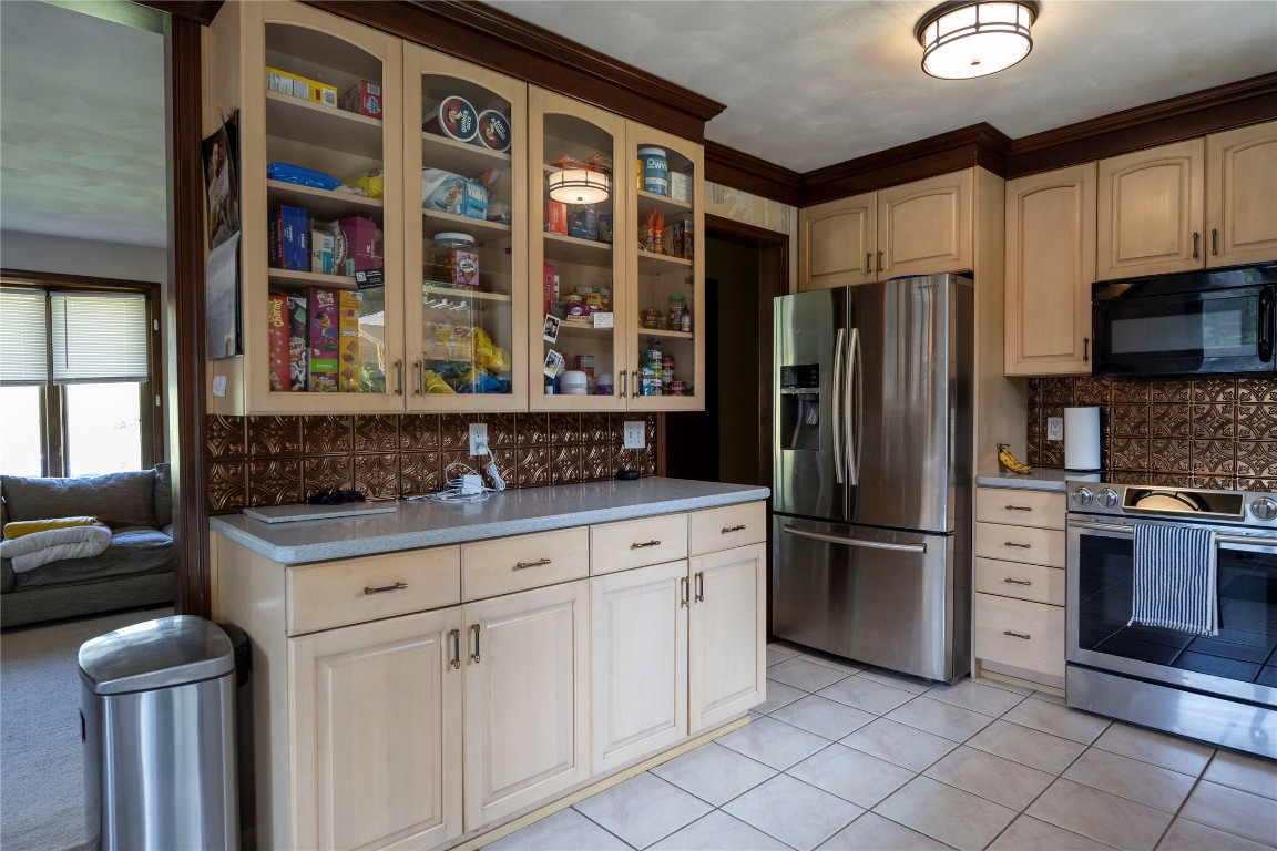 1124 Foster Valley Road Owego, NY 13827 - Photo 11 of 37