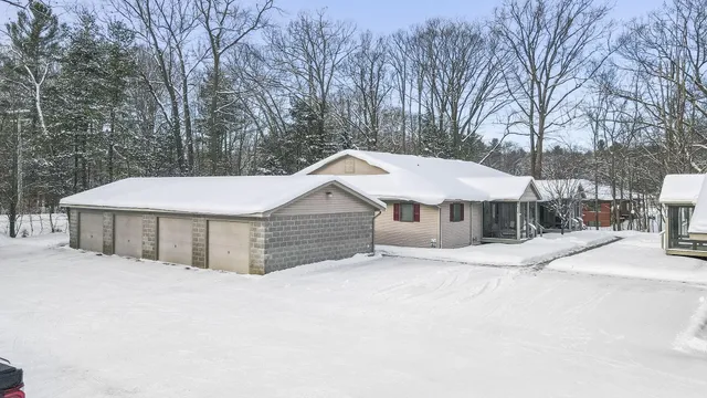 $340,000 | 5766 Brookwood Place, Ludington, MI 49431