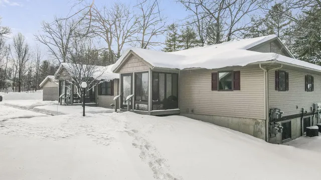 $340,000 | 5766 Brookwood Place, Ludington, MI 49431