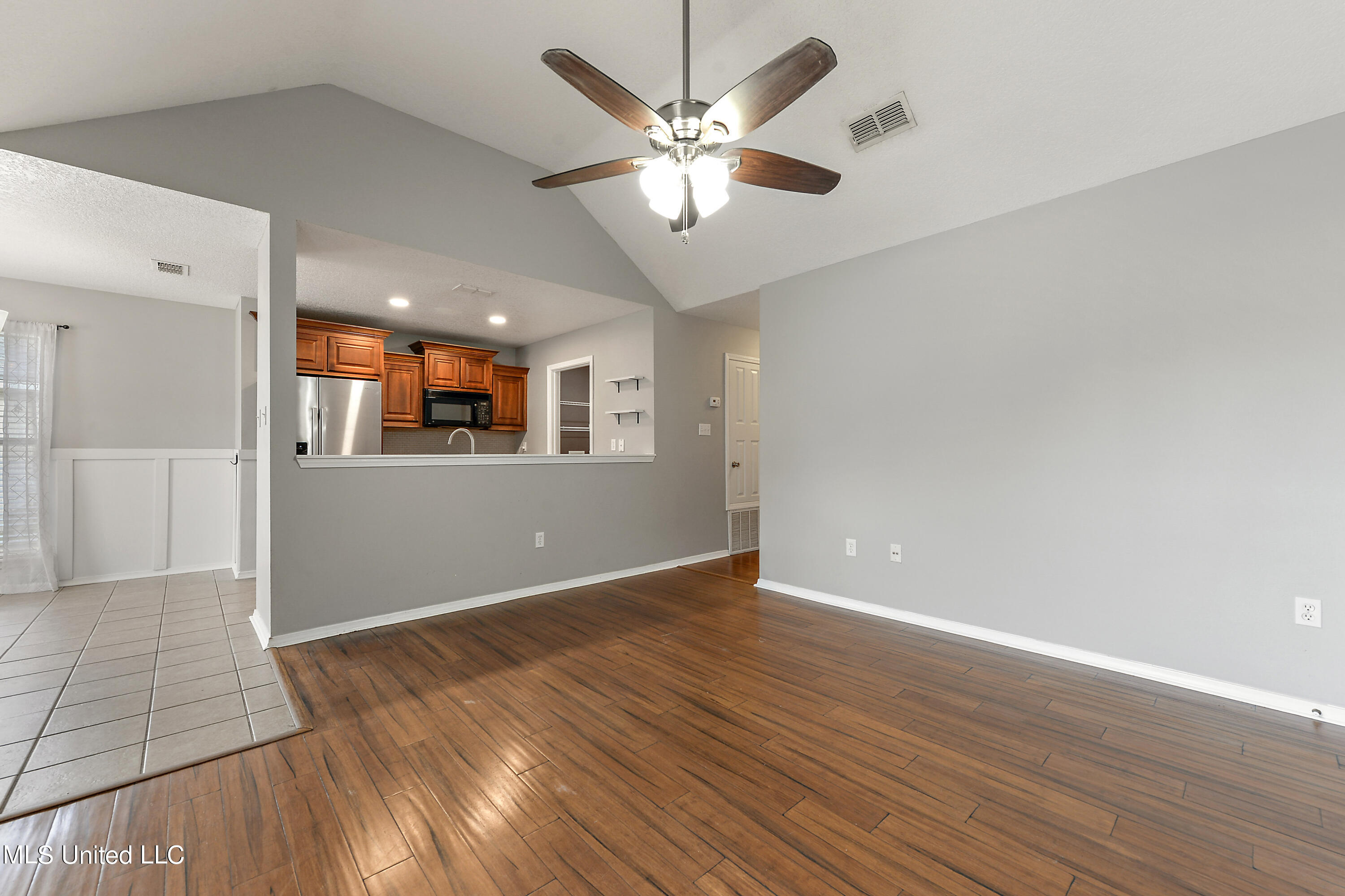 13446 Addison Avenue Gulfport, MS 39503 - Photo 4 of 21 004