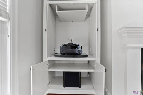 $359,000 | 10777 Woodland Oaks Drive, Baton Rouge, LA 70809