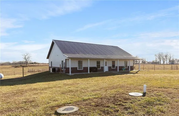 $319,500 | 2710 Northeast Hwy CC, Leeton, MO 64761