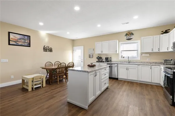 $314,500 | 2710 Northeast Hwy CC, Leeton, MO 64761