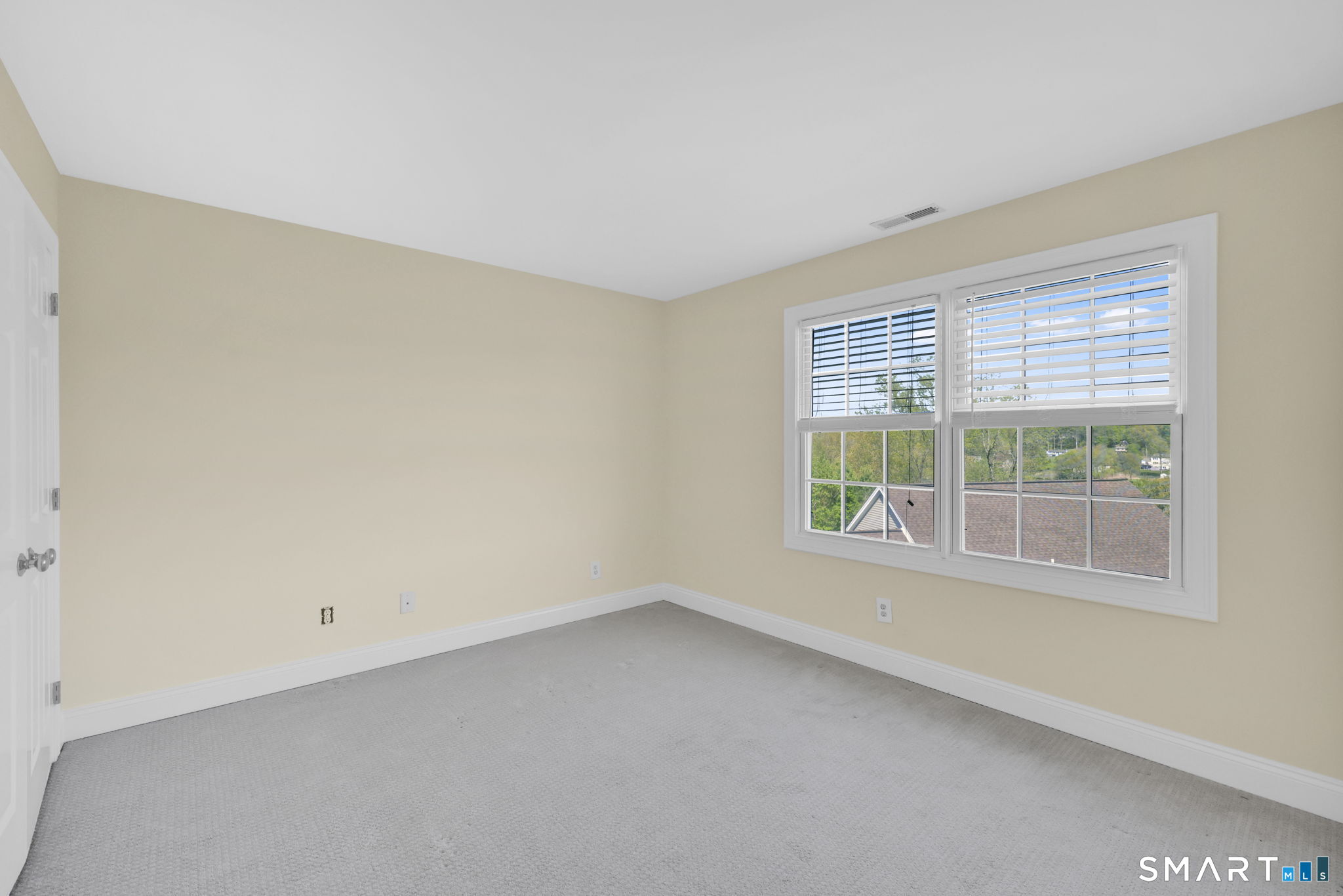 3 Stonecroft Way, Unit 3 Monroe, CT 06468 - Photo 23 of 38