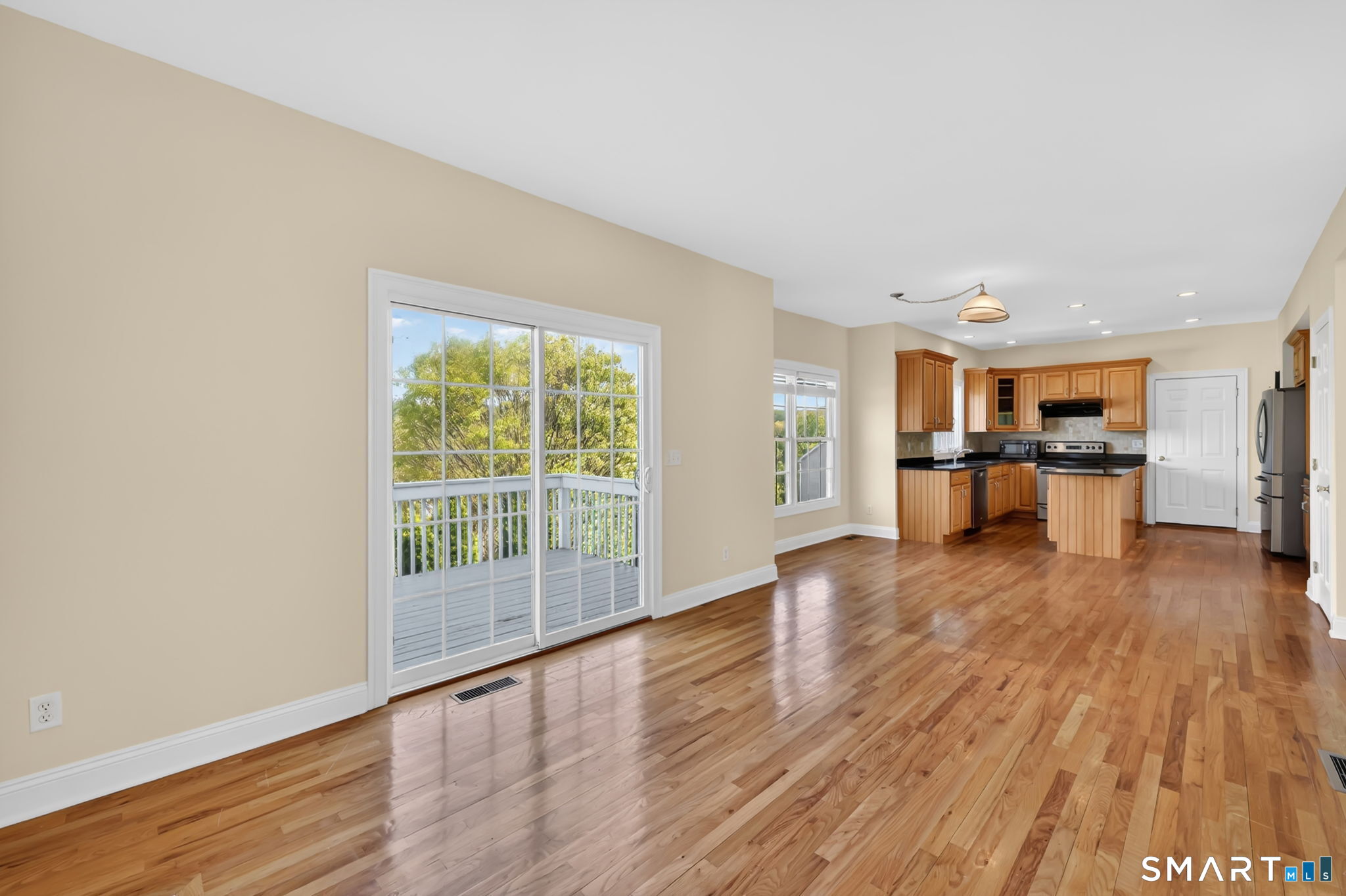 3 Stonecroft Way, Unit 3 Monroe, CT 06468 - Photo 10 of 38