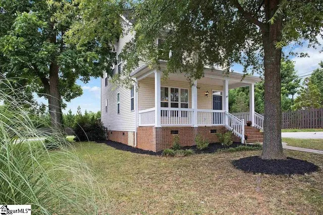 $1,950 | 12 Harvley Street, Greenville, SC 29609