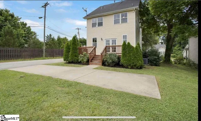 $1,950 | 12 Harvley Street, Greenville, SC 29609