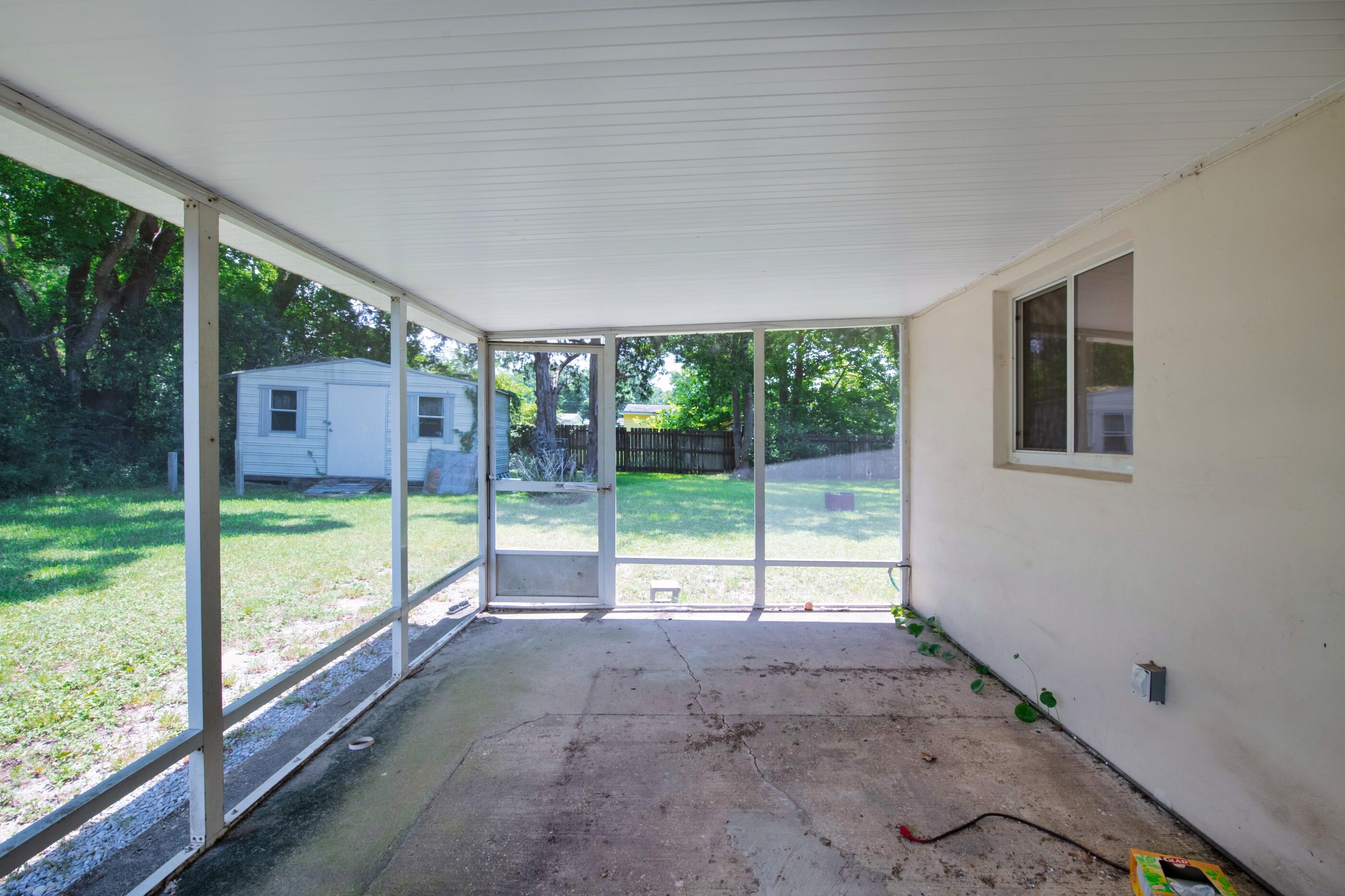 600 Shrewsbury Road Mary Esther, FL 32569 - Photo 19 of 25 a view of a room with window and an outdoor view