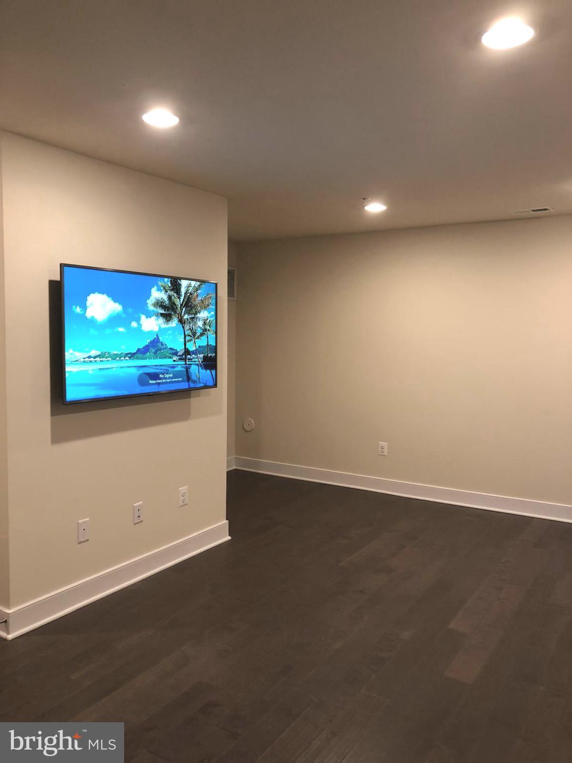 177 Green Poplar Loop Clarksburg, MD 20871 - Photo 2 of 10