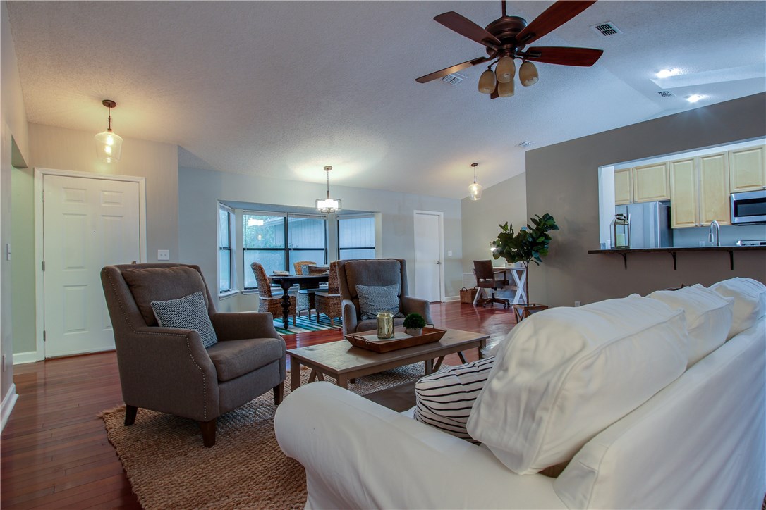 1571 Inverness Road Fernandina Beach, FL 32034 - Photo 4 of 22 Gallery Image 4