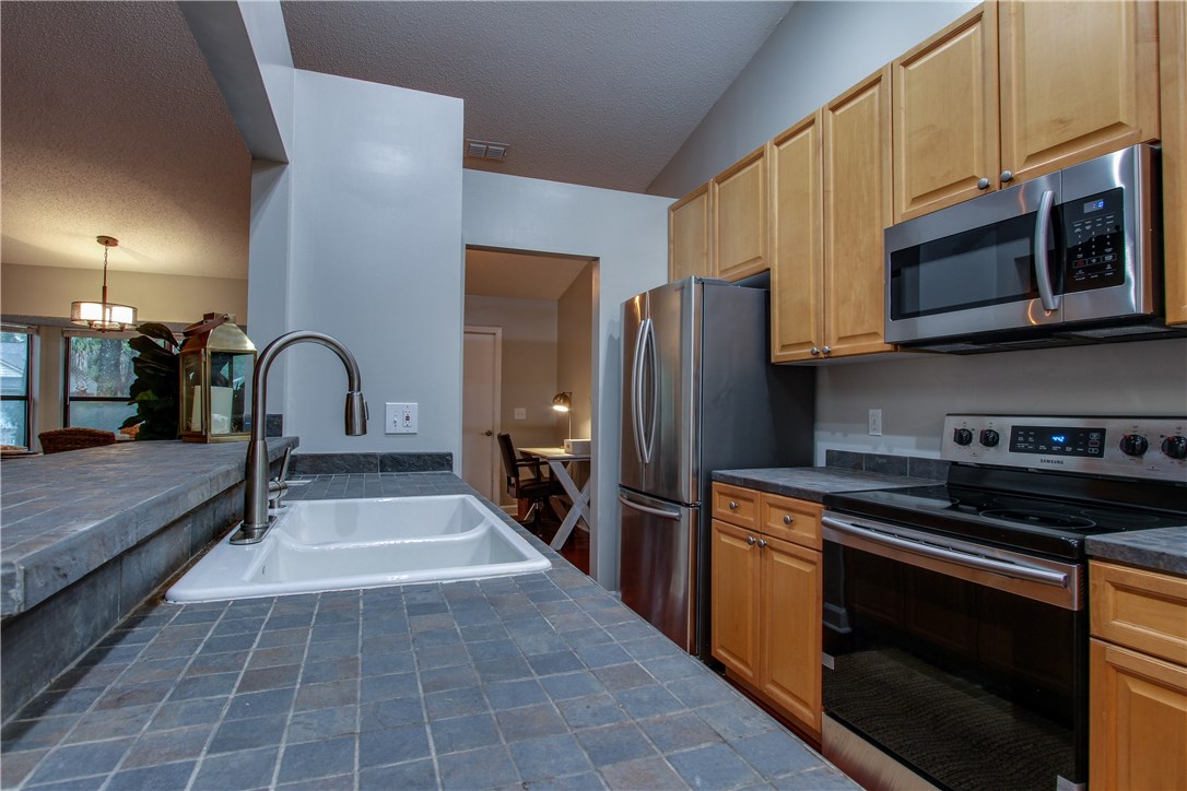 1571 Inverness Road Fernandina Beach, FL 32034 - Photo 8 of 22 Gallery Image 8