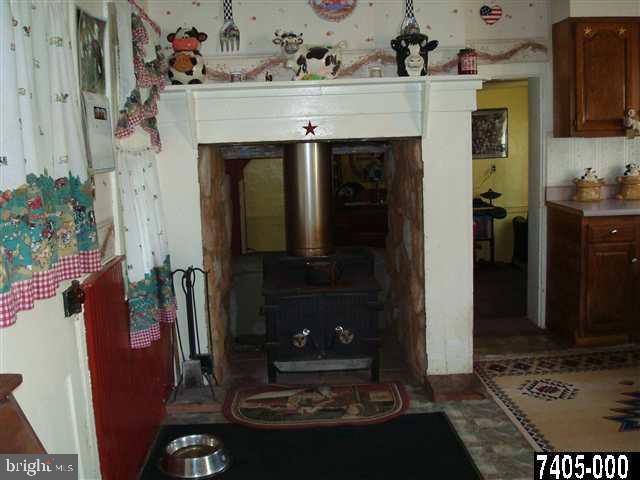 795 White Hall Road Littlestown, PA 17340 - Photo 5 of 25