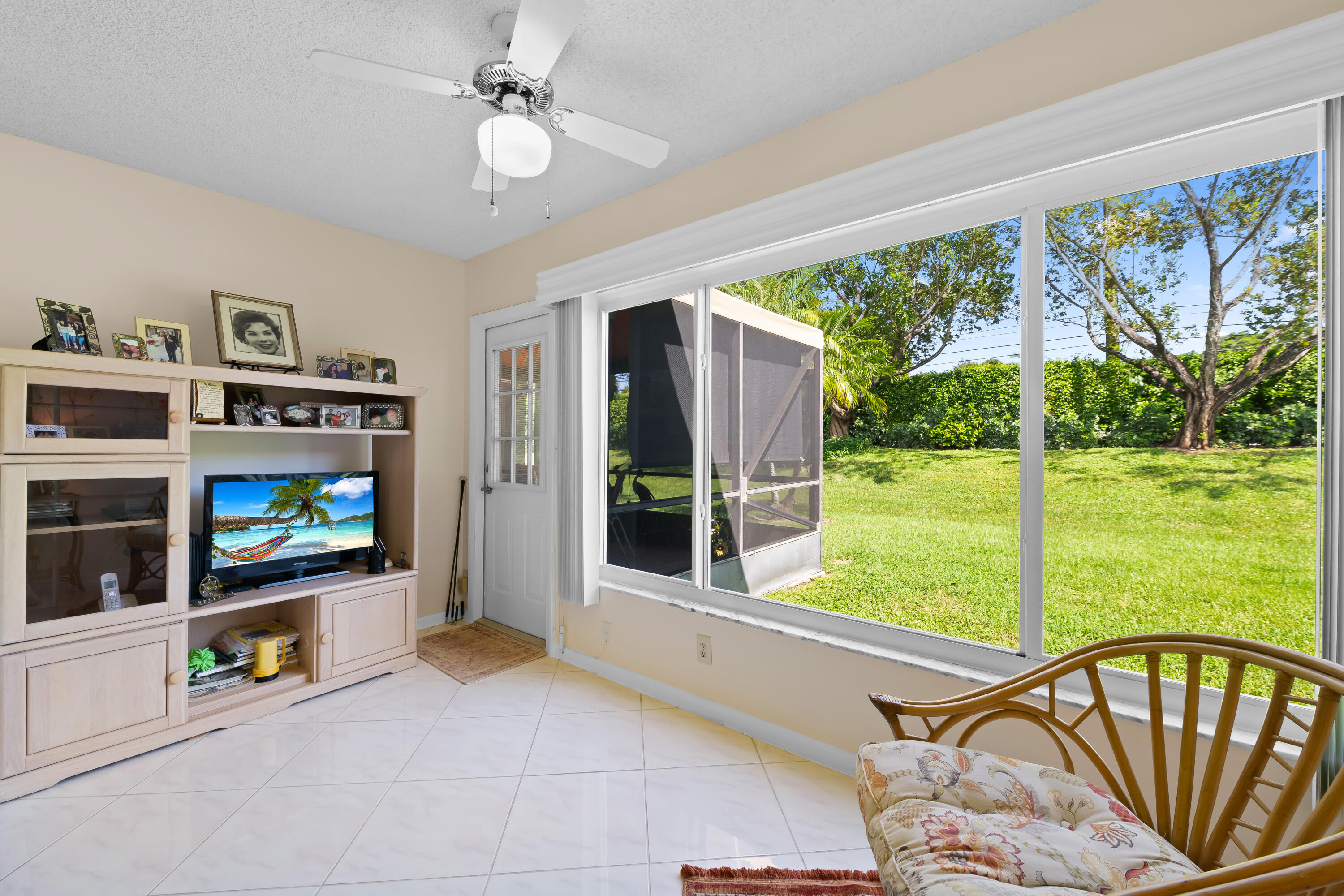 9095 Flynn Circle, Unit 2 Boca Raton, FL 33496 - Photo 10 of 40 DSC_7569