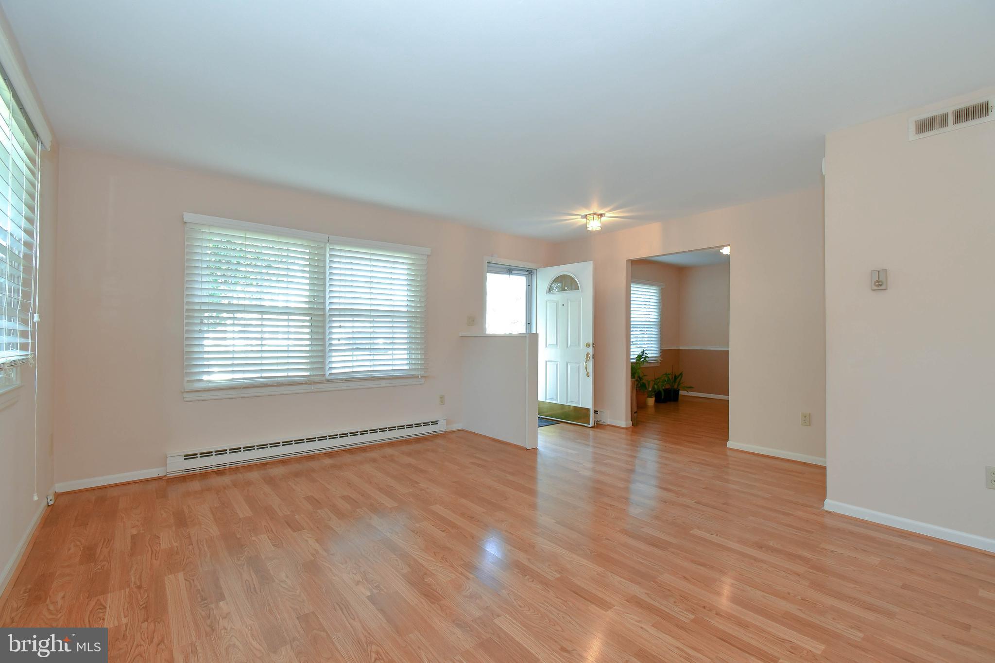 301 South Johnson Road Sterling, VA 20164 - Photo 9 of 25 Living room