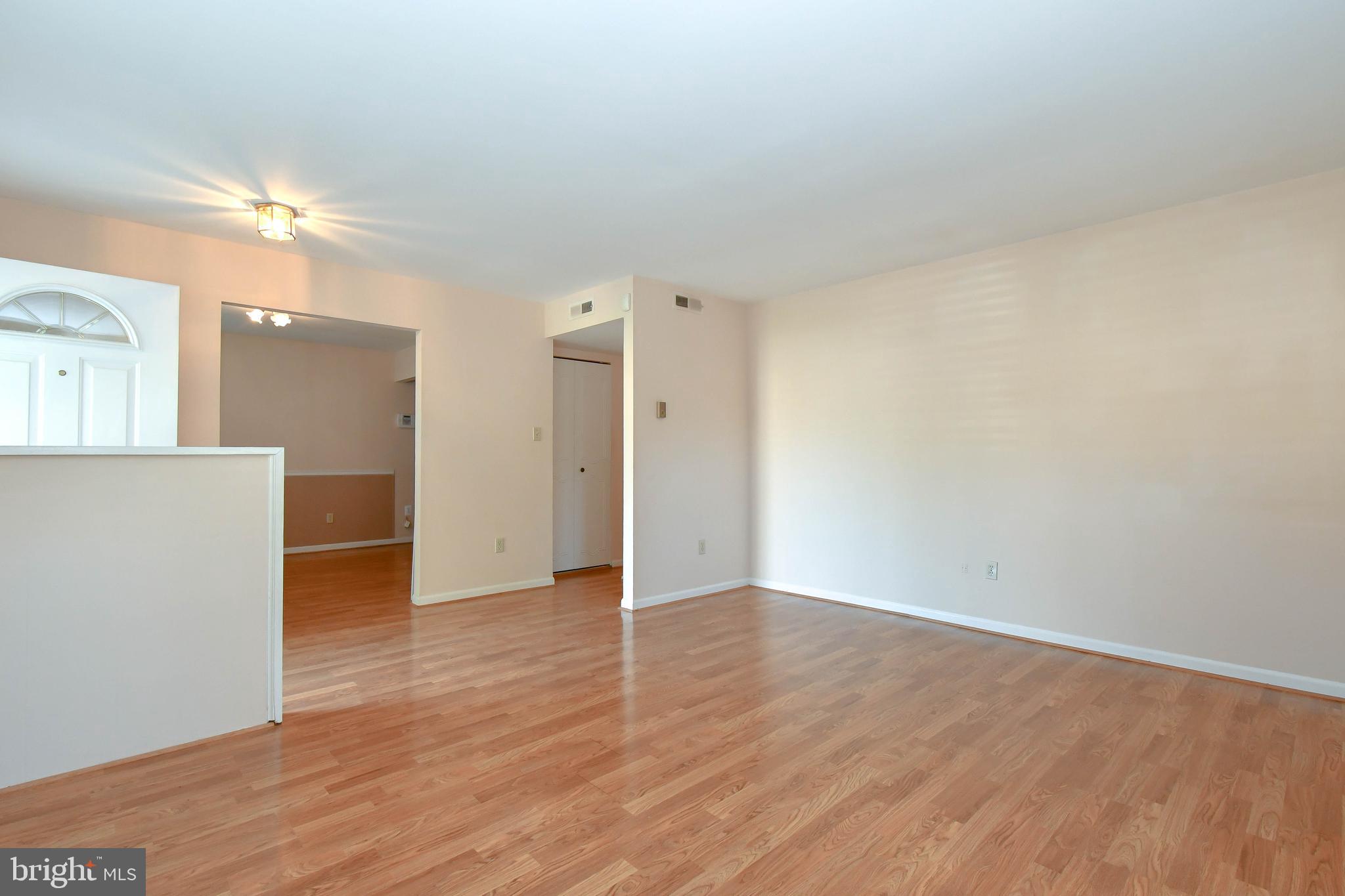 301 South Johnson Road Sterling, VA 20164 - Photo 10 of 25 Living room