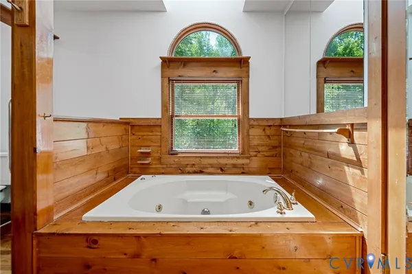 $464,550 | 1119 Elmwood Drive, Colonial Heights, VA 23834
