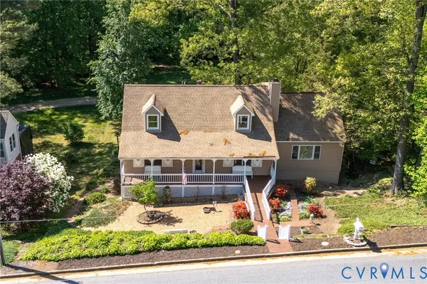 $489,000 | 1119 Elmwood Drive, Colonial Heights, VA 23834