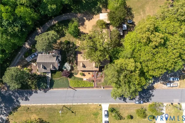 $489,000 | 1119 Elmwood Drive, Colonial Heights, VA 23834
