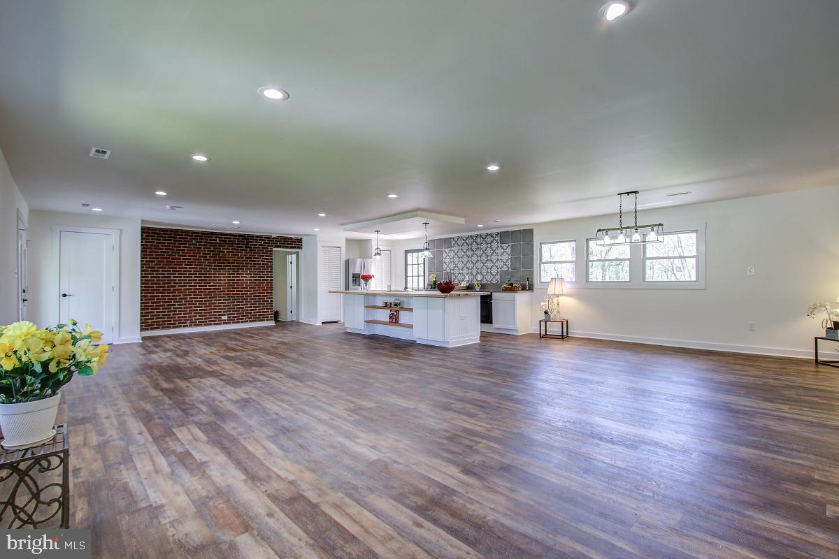8022 Bolivar Road Middletown, MD 21769 - Photo 28 of 35 Open Floor Plan Living Room