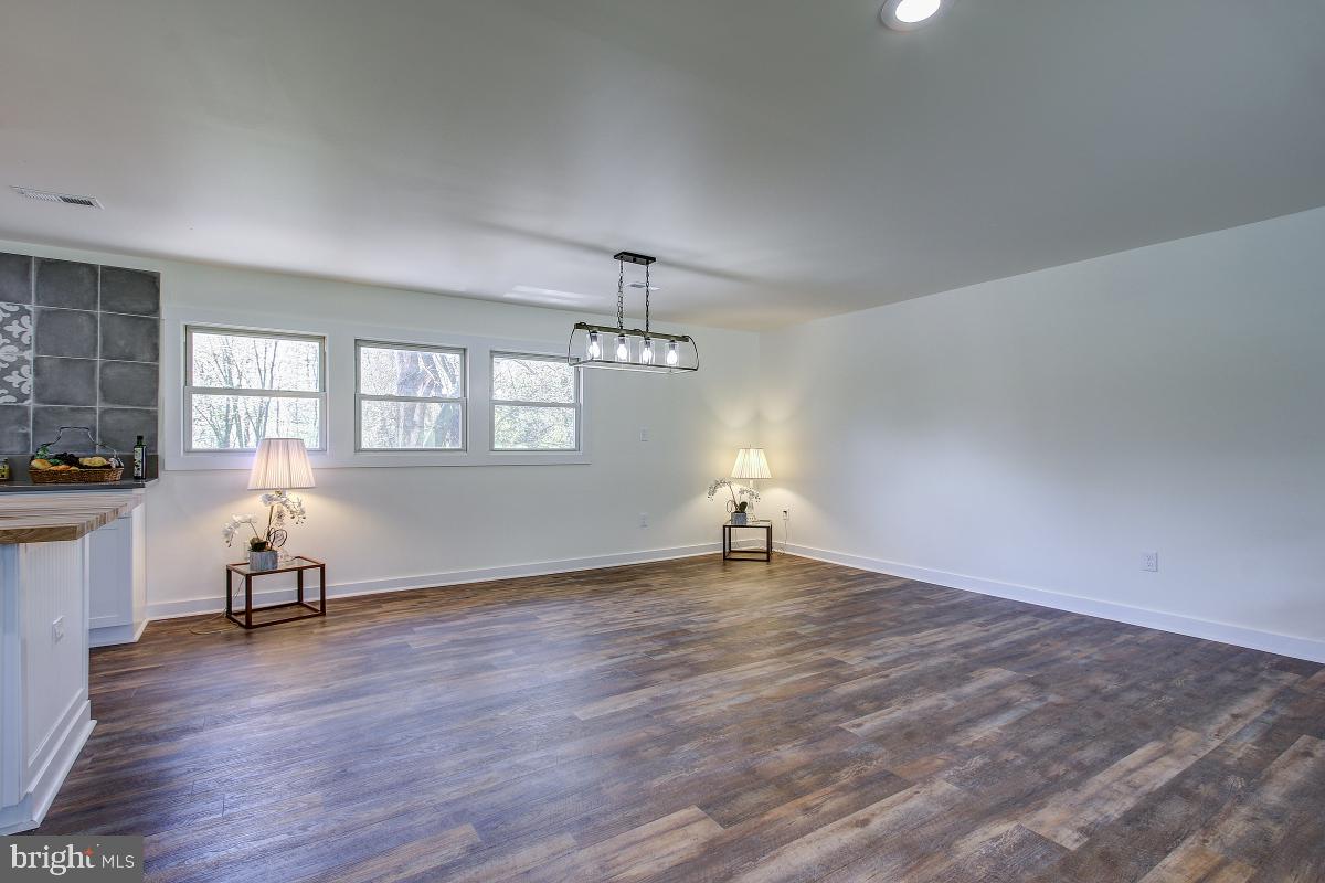 8022 Bolivar Road Middletown, MD 21769 - Photo 29 of 35 Open Floor Plan Living Room