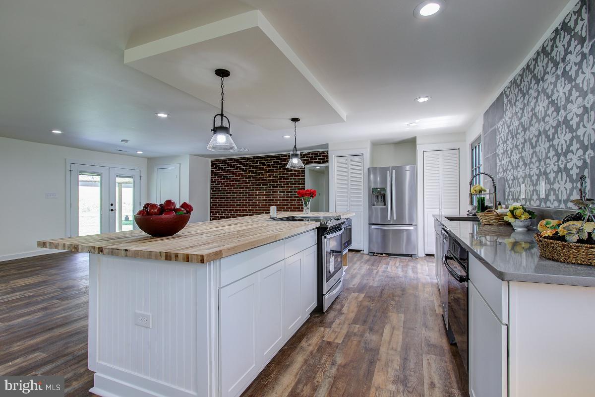 8022 Bolivar Road Middletown, MD 21769 - Photo 31 of 35 Open Floor Plan Kitchen