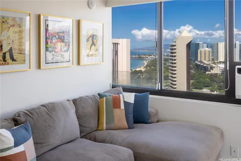 $875,000 | 343 Hobron Lane, Unit 3901, Honolulu, HI 96815