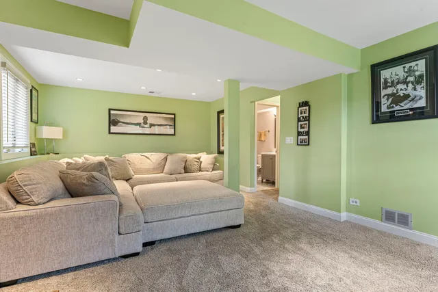 $499,000 | 307 Albright Court, Vernon Hills, IL 60061