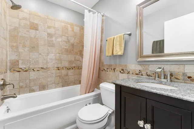 $499,000 | 307 Albright Court, Vernon Hills, IL 60061